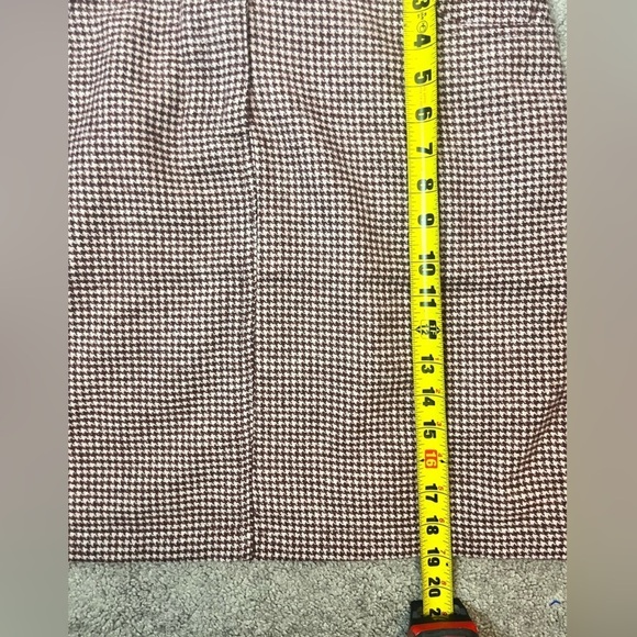 Cupcakes and Cashmere Maroon Houndstooth Wool Blend Mini Skirt NWT Size 6 - Picture 7 of 9